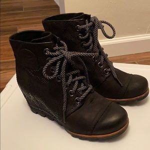 Sorel wedge boots
